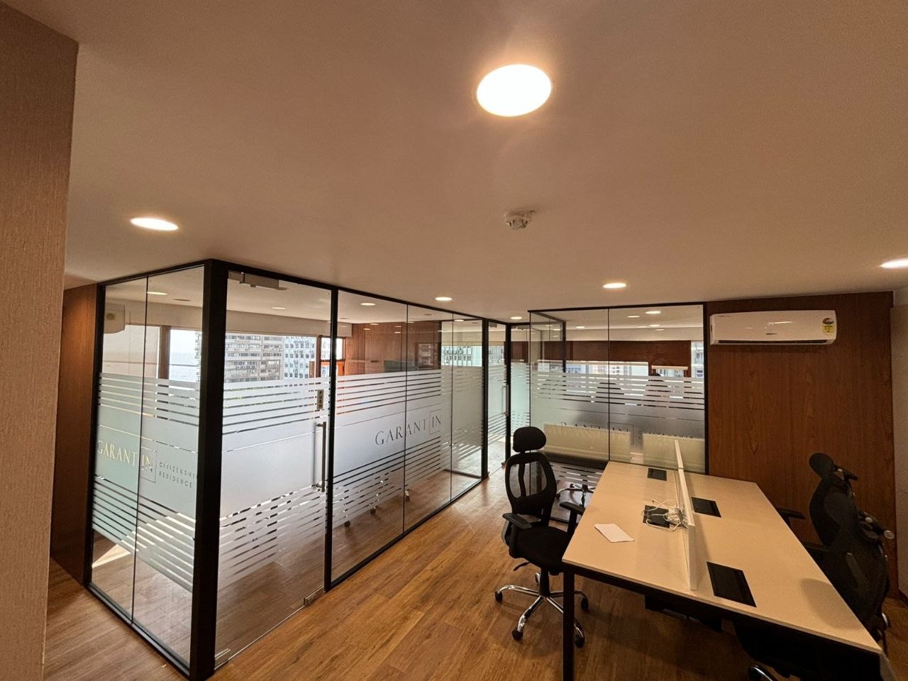 Garant In office in Mumbai